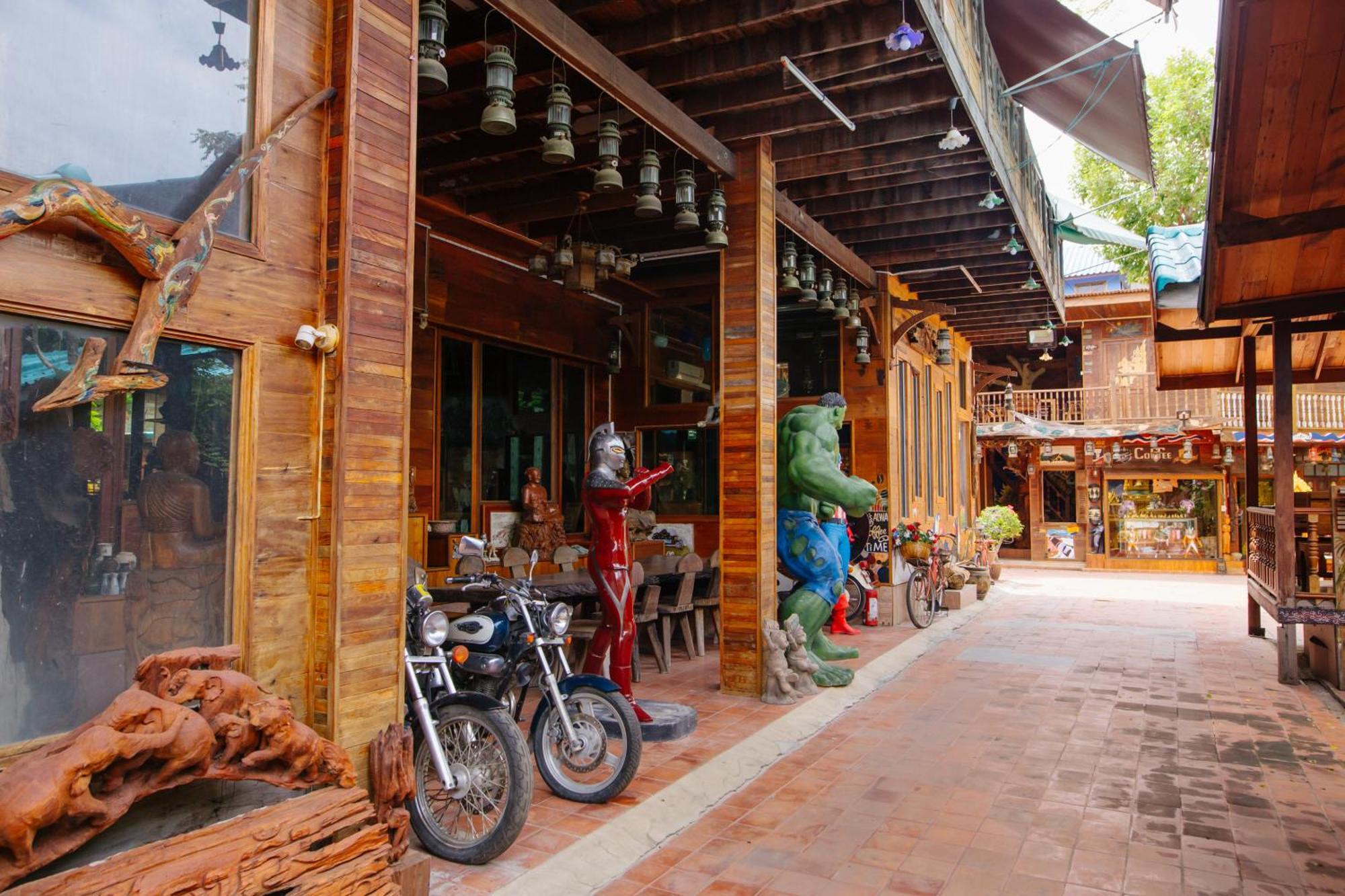 Klong Suan Plue Resort Phra Nakhon Si Ayutthaya Esterno foto